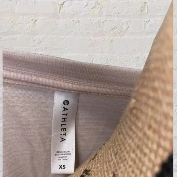 Athleta Pink and White Striped Long Sleeve - Picture 3 of 5